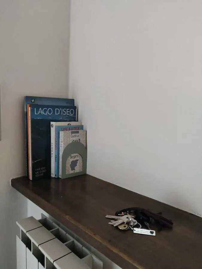 La Mansarda Sul Lago Lovere 0*,